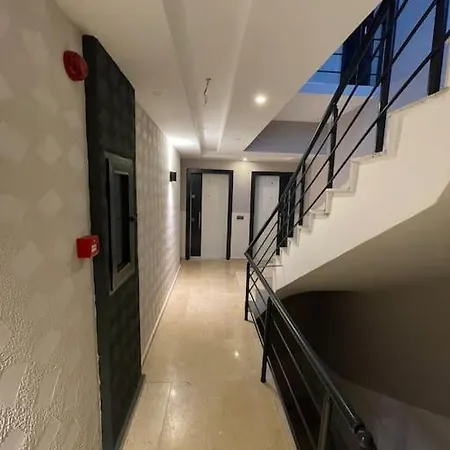 Avullar Palace Mit Pool In 14 Apartment *