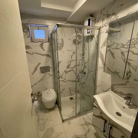 Apartment Avullar Palace Mit Pool In 14 *