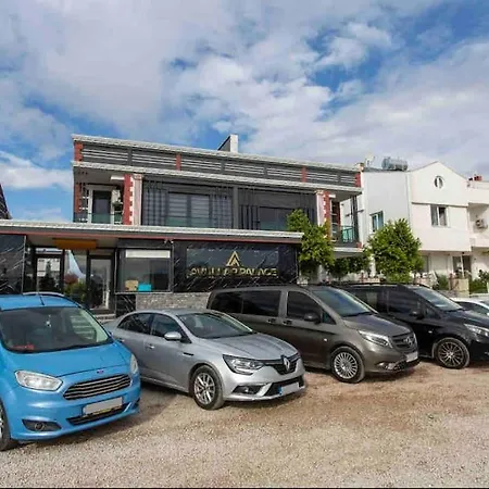 Avullar Palace Mit Pool In 14 Antalia